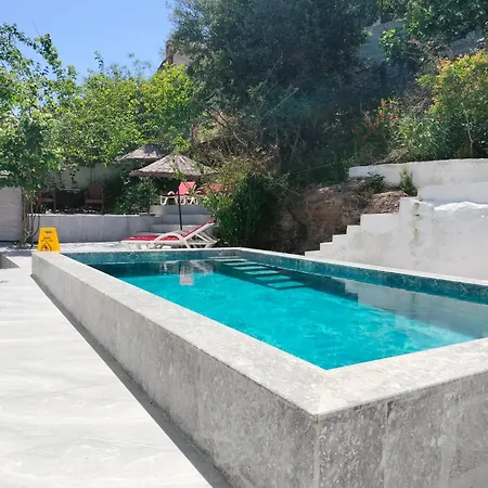 Baykus Guesthouse-konukevi * Soke